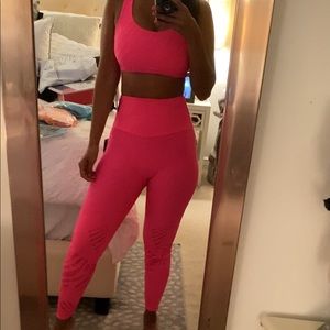 ONZIE Neon Pink Workout Set